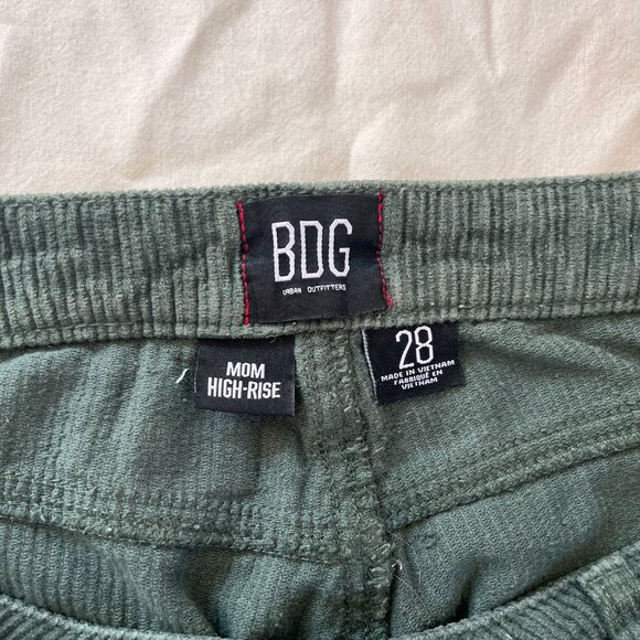 BDG Urban Outfitters Green Corduroy Mom High Rise Pants Size 28 - Picture 4 of 4